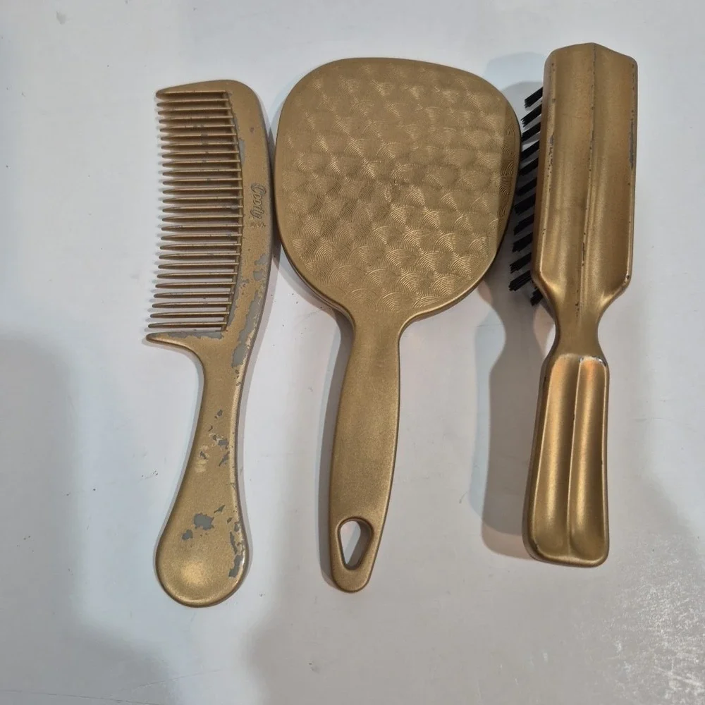 Gold Goody Brush, Comb, & Mirror. Finish is peeling/flaking off.